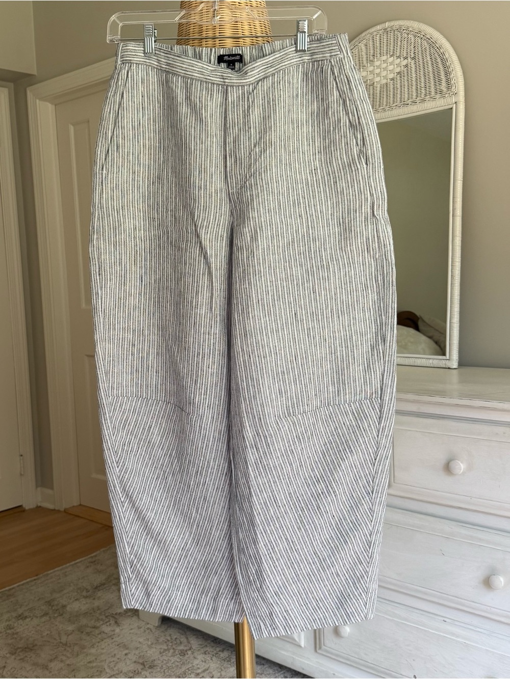 Madewell Striped Barrel Leg Linen Pants — Gray & White - Picture 5 of 5